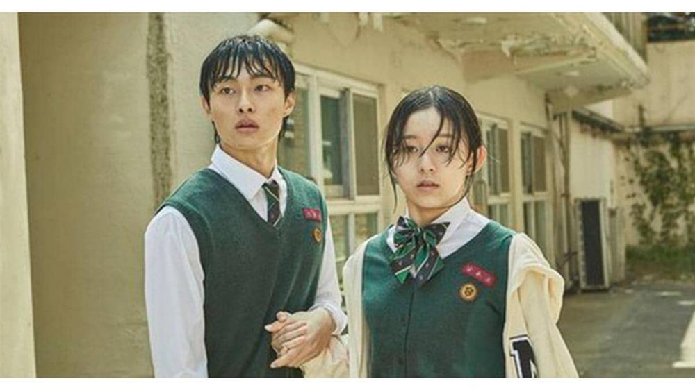 Nữ diễn viên Hàn mới nổi đóng phim nào cũng nhận về cả rổ gạch đá-3