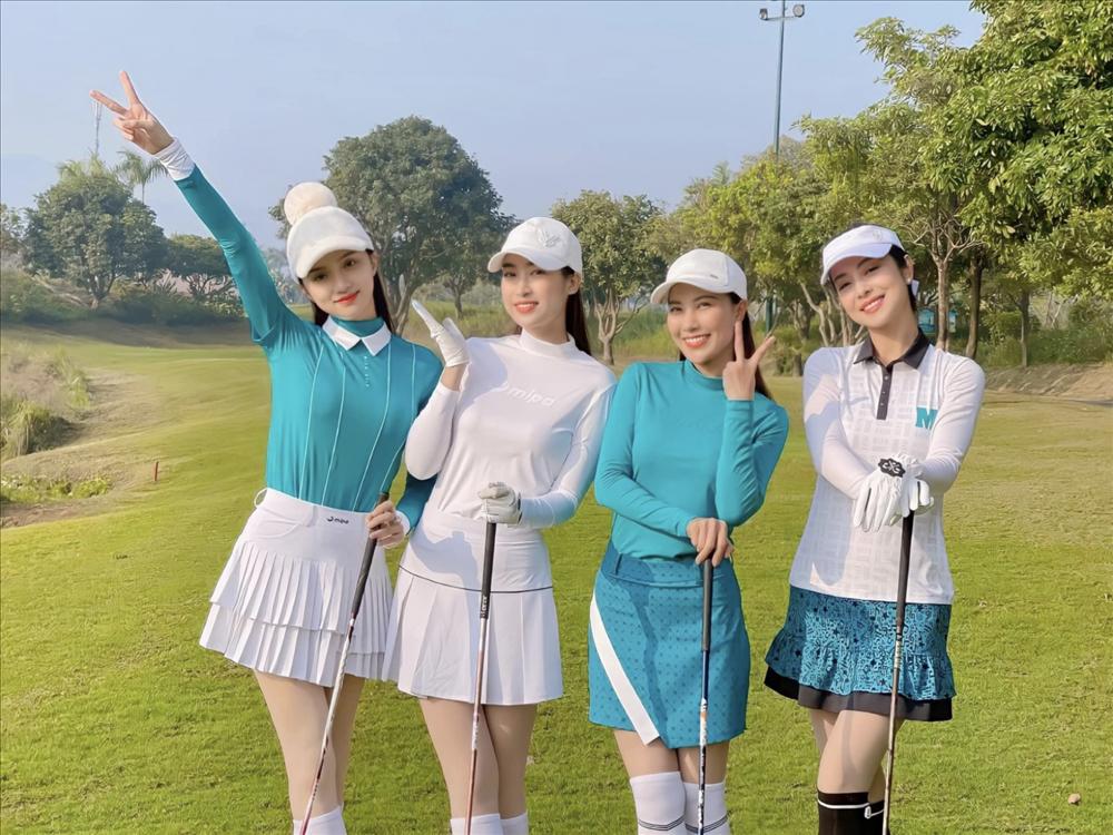 Jennifer Phạm hơn Hương Giang 6 tuổi mà trẻ chẳng kém cạnh-3