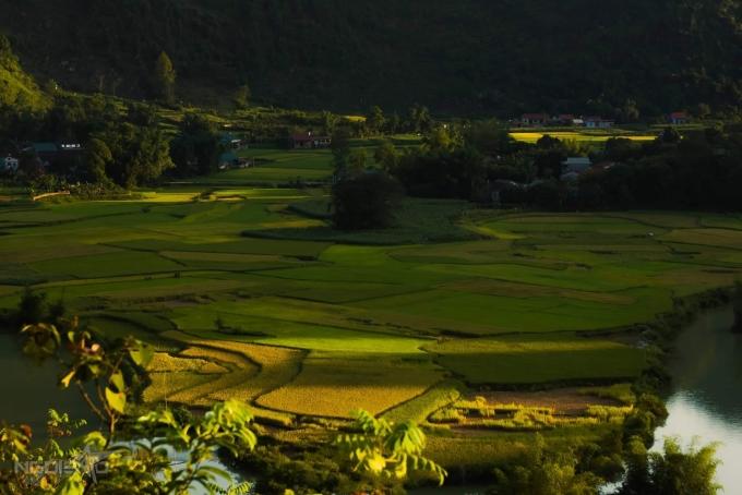 Sông Quây Sơn tựa tranh thủy mặc vào mùa thu-6