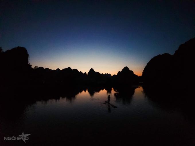 Sông Quây Sơn tựa tranh thủy mặc vào mùa thu-9