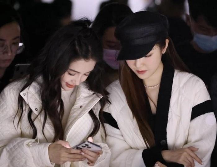 Những màn đọ sắc bất phân thắng bại của mỹ nhân Trung - Hàn-3