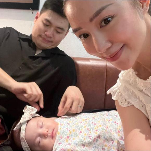 Bị thắc mắc suốt ngày đăng hình con, hotgirl Salim lên tiếng-1