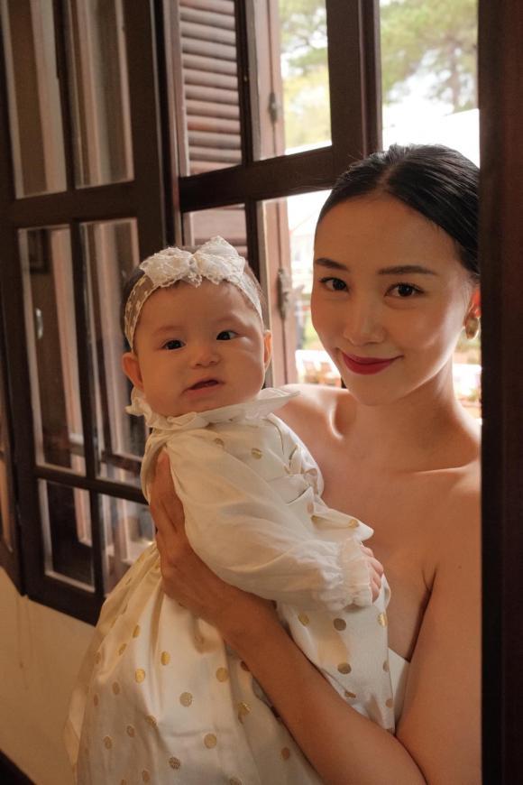 Bị thắc mắc suốt ngày đăng hình con, hotgirl Salim lên tiếng-2