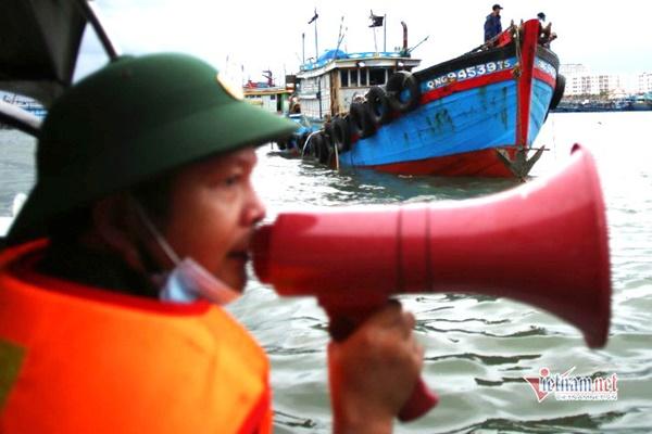 Bão Noru đang ở cường độ rất mạnh, sắp vào Biển Đông-2