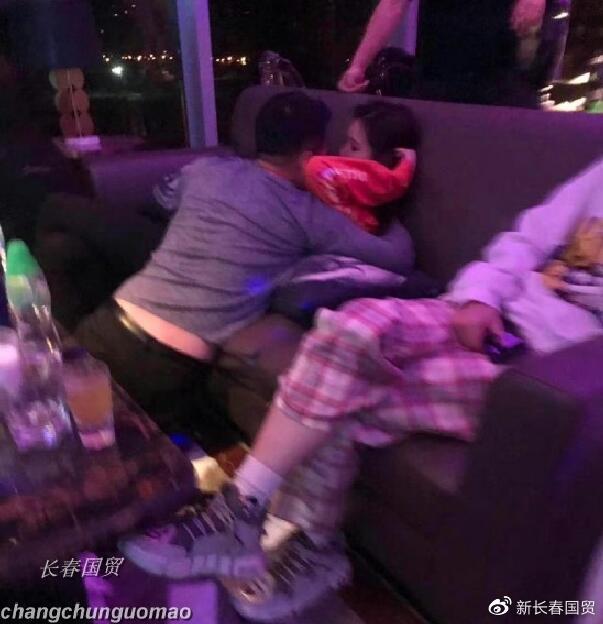 Lộ thêm ảnh ngoại tình của chồng cũ Từ Hy Viên-3