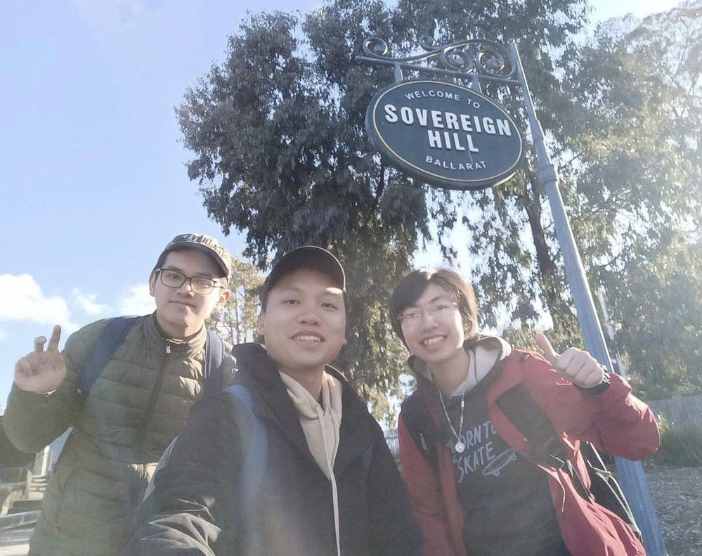 Cuộc sống Quán quân tranh cãi nhất lịch sử Olympia ở trời Úc-7