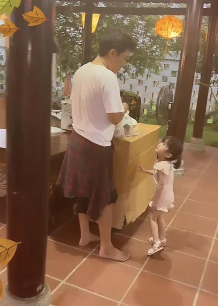 Người thân khoe ảnh tổ ấm Trường Giang, có lời dặn dò sinh nở-14