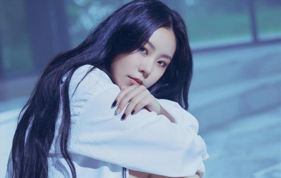 Whee In (Mamamoo) bị pháo hoa bắn vào mắt-1