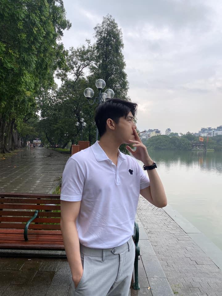 Tin showbiz Việt ngày 25/4: Con trai Đan Lê không chịu bỏ giày rách-10