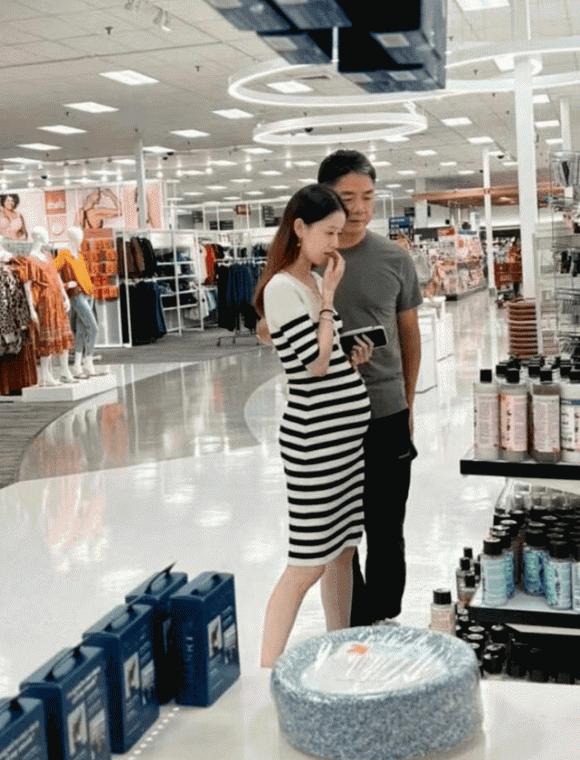 Hot girl trà sữa bầu lần 2 sau tin ly hôn đại gia đáng tuổi bố-2