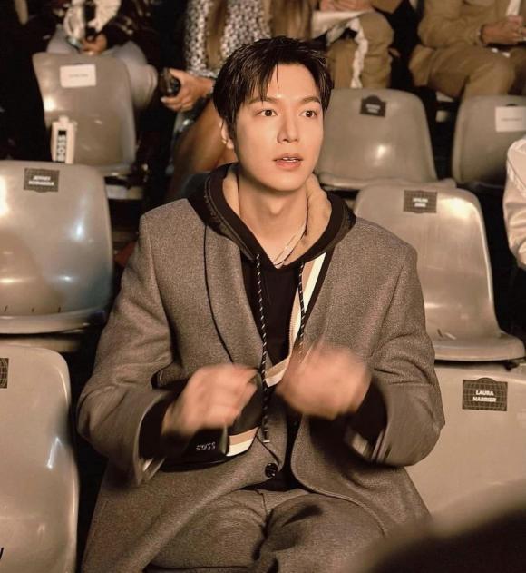 Những pha vuốt tóc đốn tim fans của Lee Min Ho-7