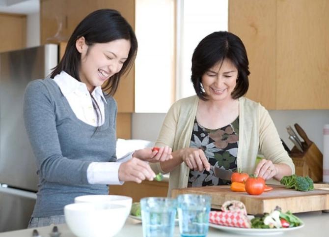 3 kinh nghiệm sống chung với mẹ chồng các nàng dâu nên biết-1