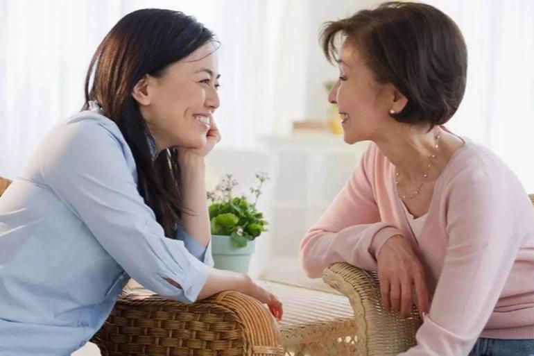 3 kinh nghiệm sống chung với mẹ chồng các nàng dâu nên biết-2