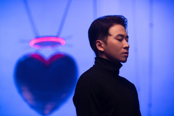 Karik trật xương đầu gối sau khi quay MV đầu tư nhất sự nghiệp-3