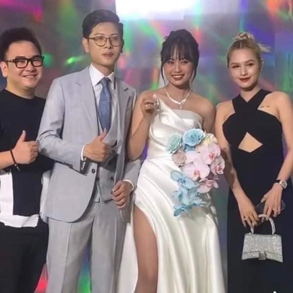 Xoài Non lại bị chụp lén, nhan sắc cam thường gây bàn tán-7