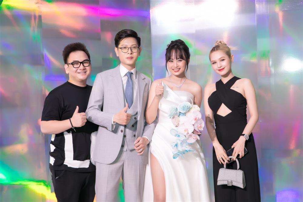 Xoài Non đi đám cưới, nhan sắc lấn át cả cô dâu-6