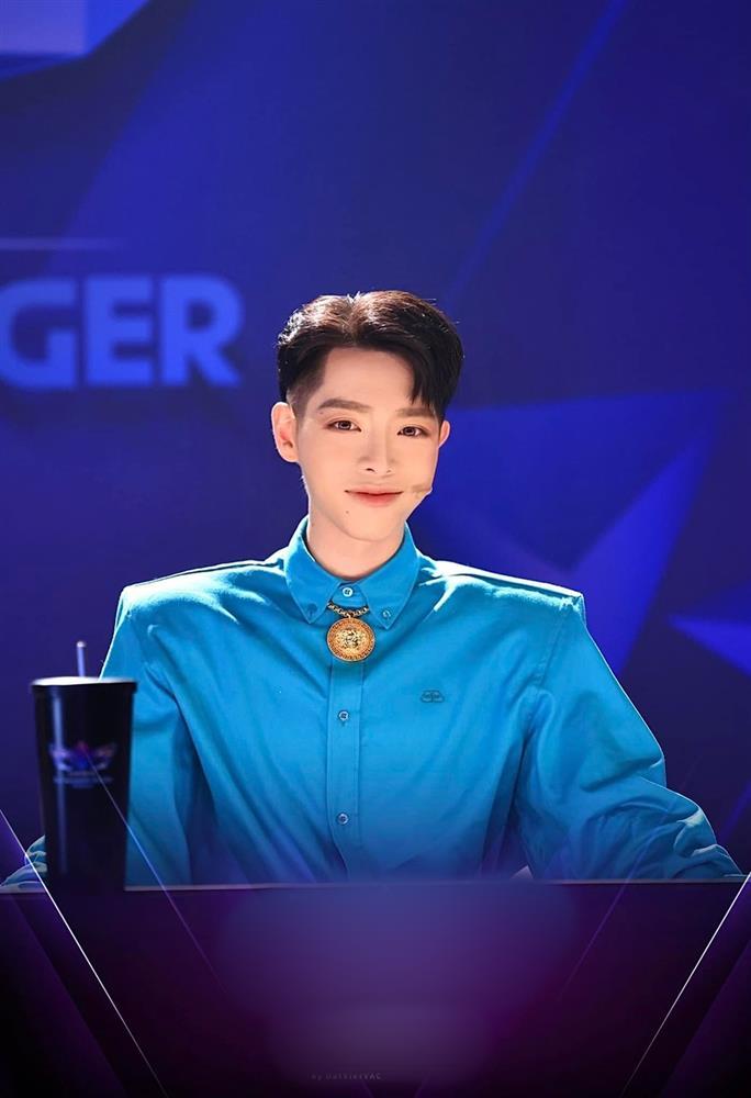 Đức Phúc bị chê phẫu thuật thẩm mỹ thành Erik-6