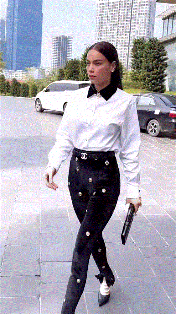 Thả dáng với quần họa tiết, Hà Hồ đẳng cấp - Lệ Quyên kém sang-1