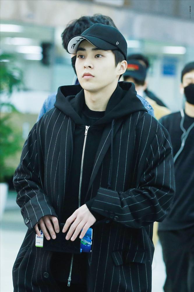 Xiumin (EXO) từng muốn phẫu thuật thẩm mỹ vì không có mắt hai mí-2