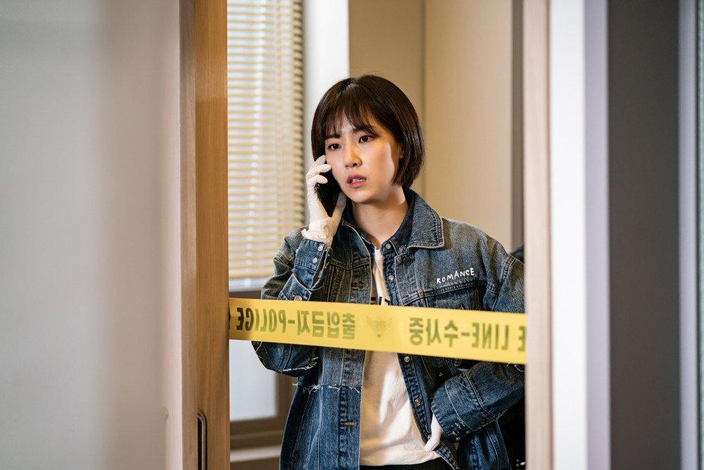 Bae Da Bin bị đồn hẹn hò đàn em Hoyoung: Sự thật khó ngờ-1