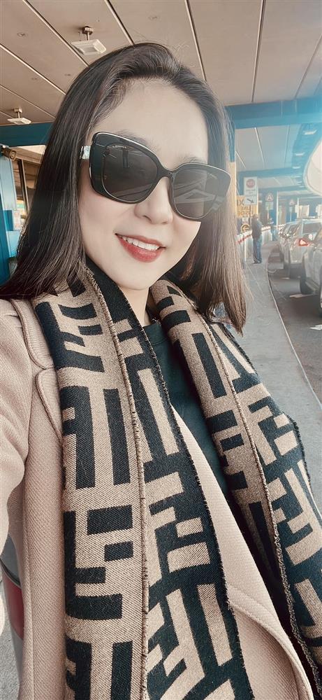 Tin showbiz Việt ngày 26/9: Lâm Khánh Chi tan chảy vì lời con trai-6