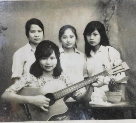 Ngỡ ngàng sắc vóc thời trẻ của NSƯT Minh Vượng-1