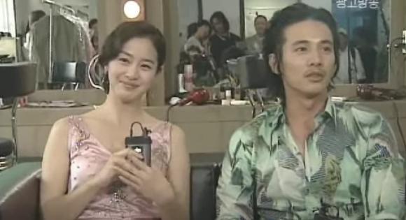 Ảnh hiếm Kim Tae Hee và Won Bin: Bà xã Bi Rain đẹp miễn chê-3
