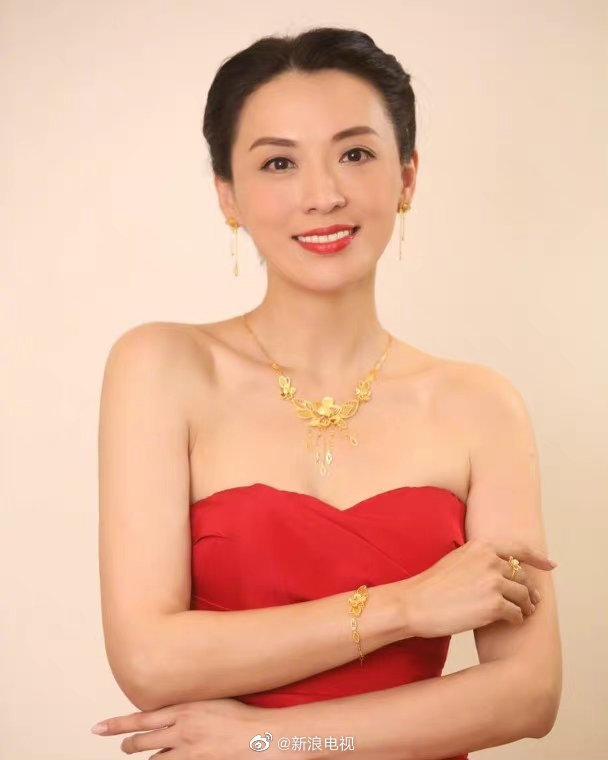 Hoa đán TVB Trần Vỹ nổi bật trong ngày cưới-4