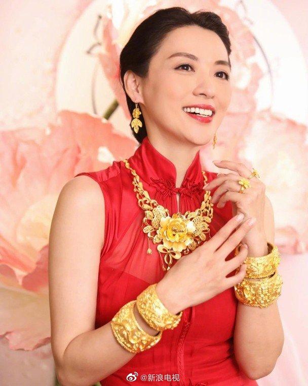 Hoa đán TVB Trần Vỹ nổi bật trong ngày cưới-5