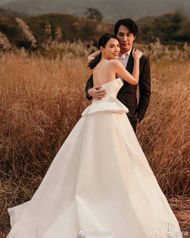 Hoa đán TVB Trần Vỹ nổi bật trong ngày cưới-6