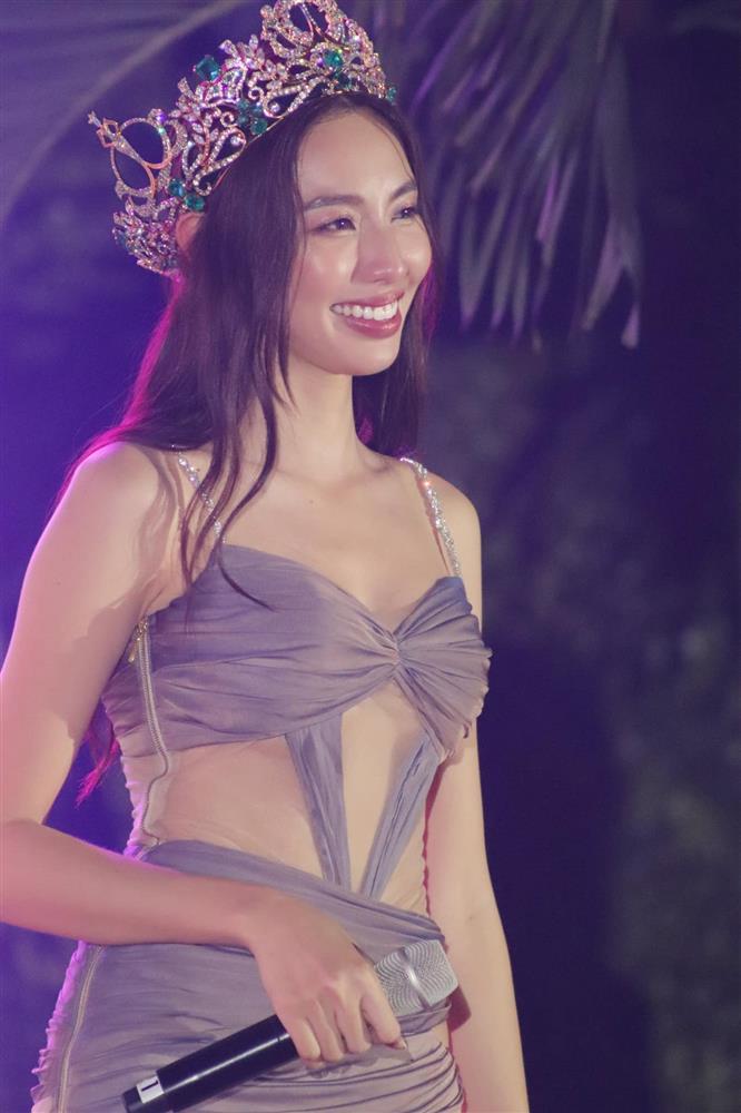 Thùy Tiên qua đủ góc CAM thường, có xinh như ảnh tự đăng?-11