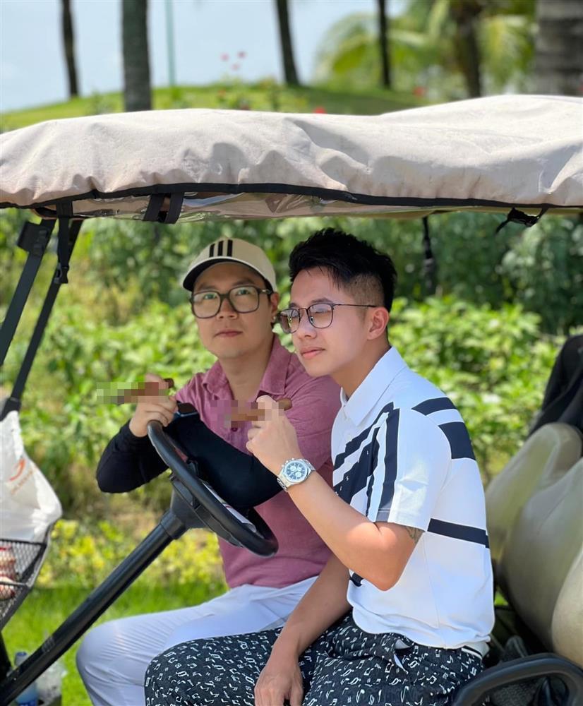 Tình cũ Hương Giang gây chú ý khi xuất hiện bên TiTi (HKT)-11