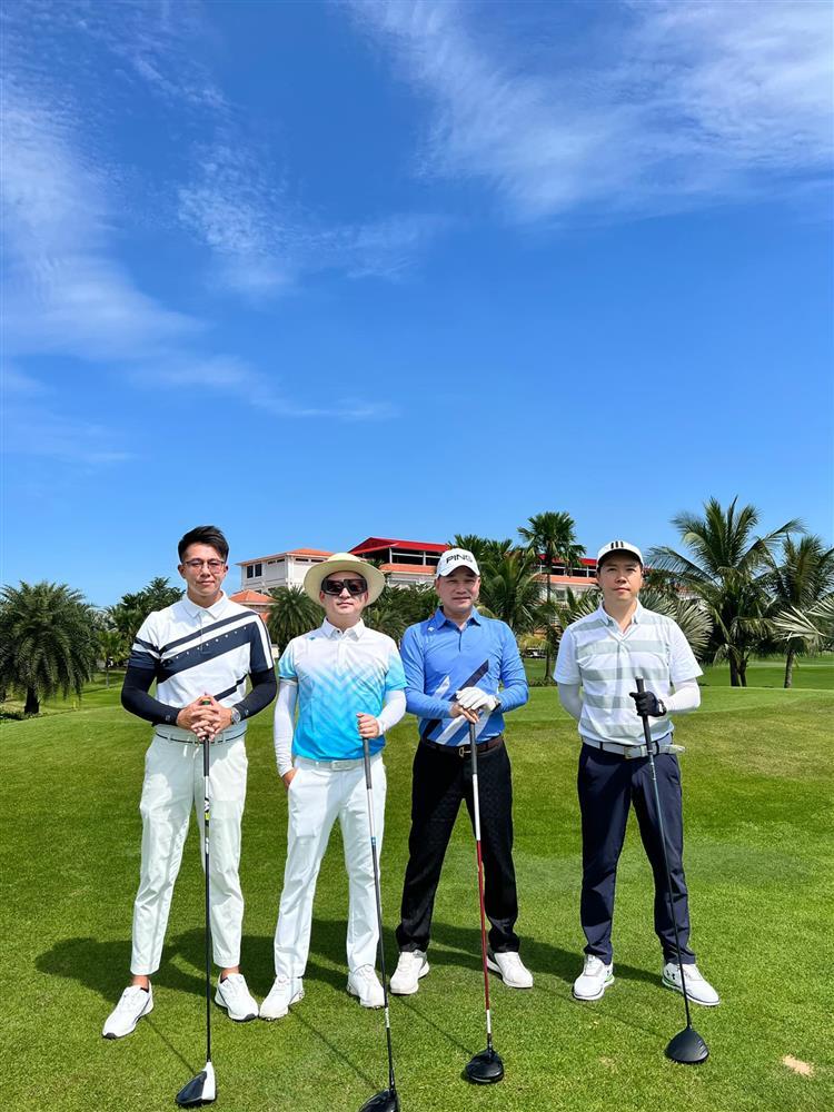 Tình cũ Hương Giang gây chú ý khi xuất hiện bên TiTi (HKT)-10