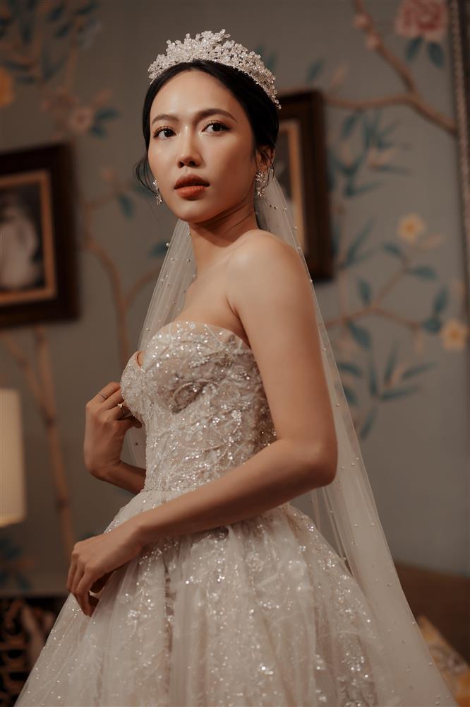 Diệu Nhi được cầu hôn trong 7 giây mà chọn lựa váy cưới mất 7 tháng-1
