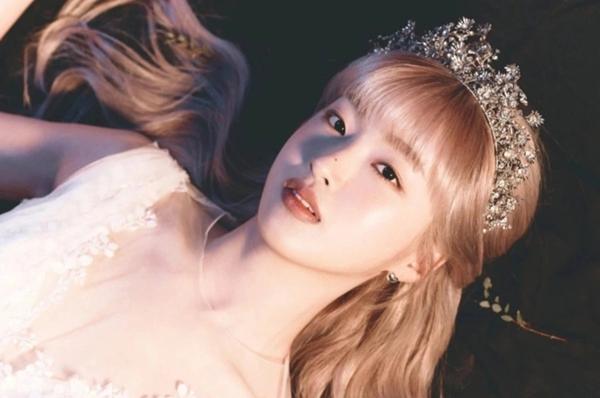 Cô gái đứng sau loạt hit của BTS-1