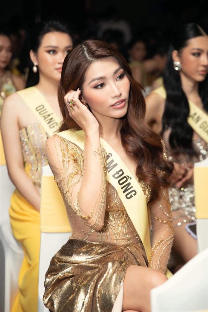 Chế Nguyễn Quỳnh Châu xin vía Ngọc Châu để đăng quang Miss Grand?-2