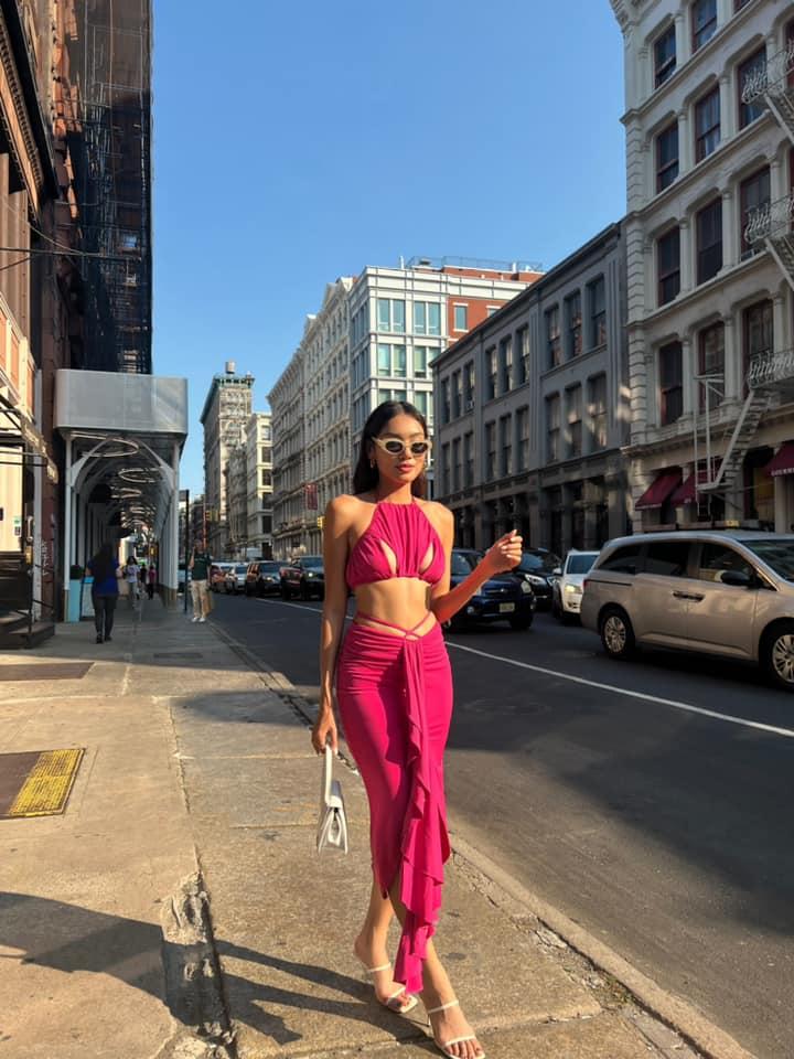 Á hậu Thảo Nhi Lê gội đầu cồng kềnh, người xem ná thở-11