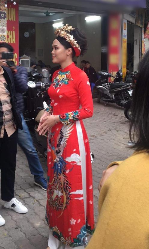 Vợ Anh Tú, Duy Mạnh và những người bị make up dìm hàng ngày cưới-4