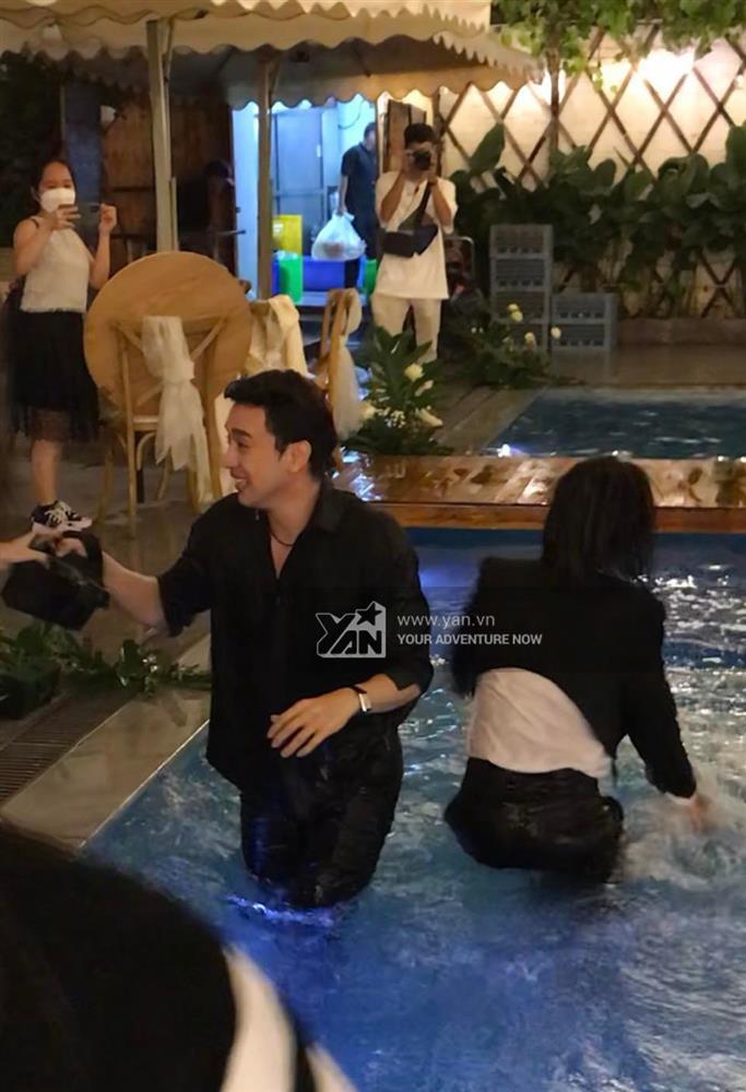 Đại Nghĩa mất kính, Ngọc Phước rớt tóc giả trong đám cưới Anh Tú-10