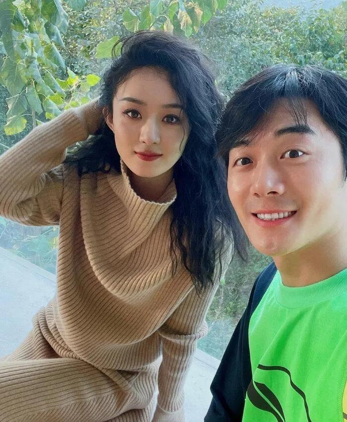 Bắt gặp Triệu Lệ Dĩnh thân mật với một người đàn ông lạ mặt-2