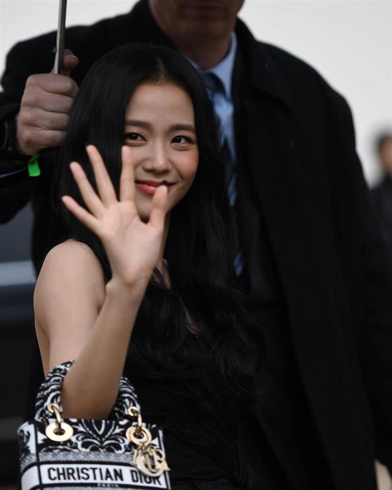 Vẻ đẹp không góc chết của BLACKPINK Jisoo-2