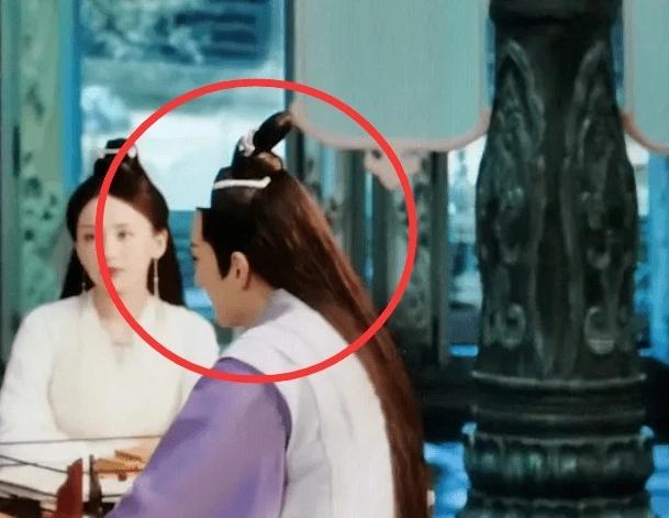 Lưu Diệc Phi mất lưng, Dương Mịch mất chân vì kỹ xảo ẩu-7