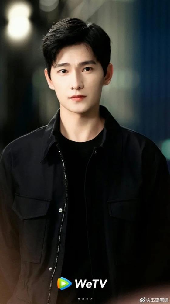 Dàn nam chính ngôn tình bị chê có khả năng gian díu cao-9