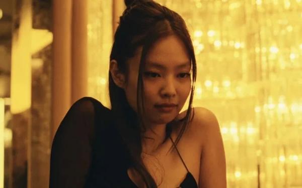 Jennie (BLACKPINK) ra cảnh báo về phim đầu tiên góp mặt-1