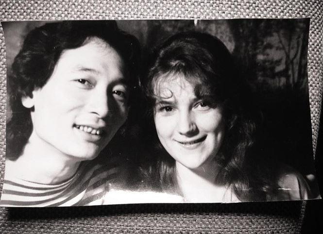 Bố Đặng Văn Lâm lộ diện hiếm hoi, ra sân cổ vũ con trai thi đấu-2