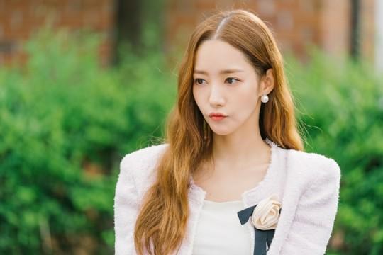 Park Min Young nhan sắc xuống cấp, diễn xuất một màu trong phim mới-1