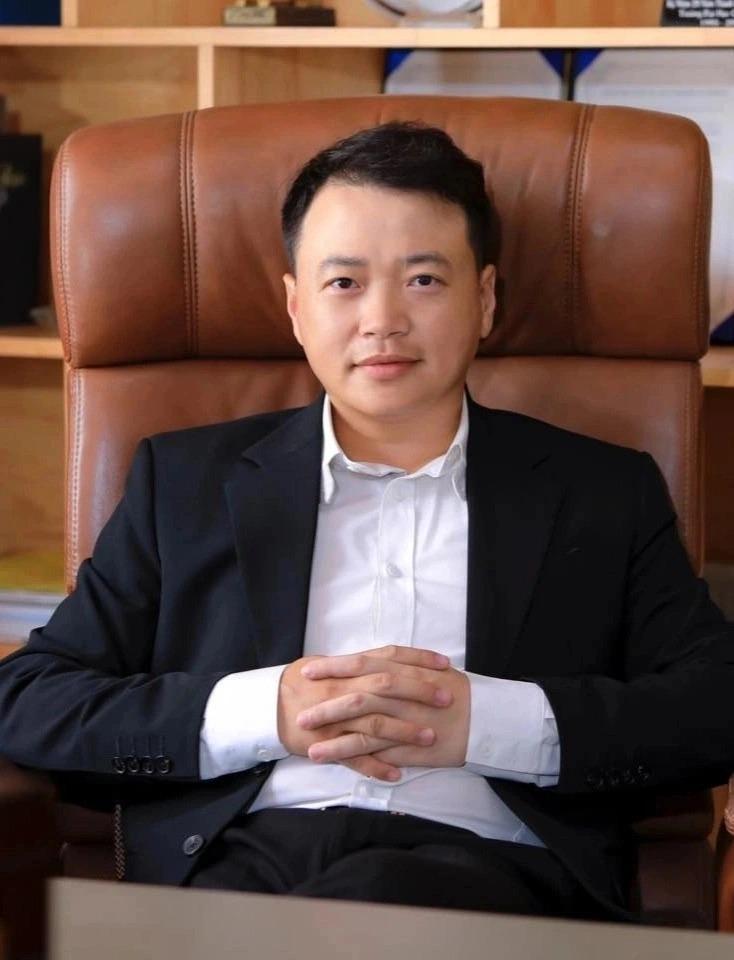 Tòa án triệu tập vợ chồng Shark Bình-2