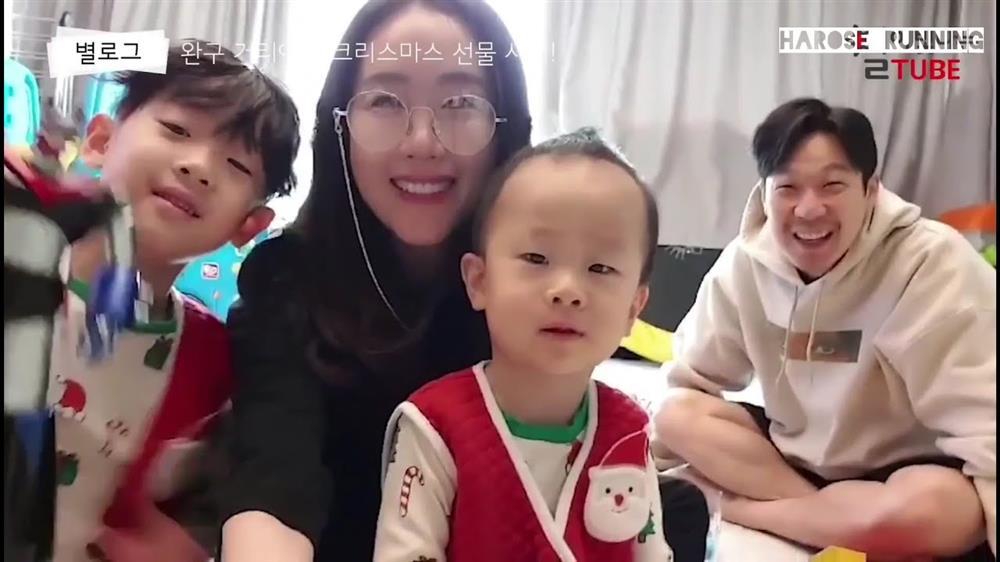 Con gái HaHa Running Man mắc bệnh hiếm gặp-3