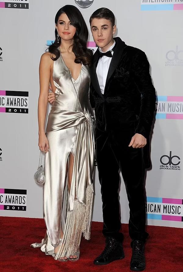 Hailey Bieber phủ nhận cướp Justin Bieber từ Selena Gomez-3