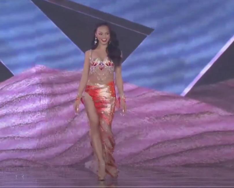 Mai Ngô diện đầm kiệm vải lộ dáng kém nuột ở bán kết Miss Grand VN-6